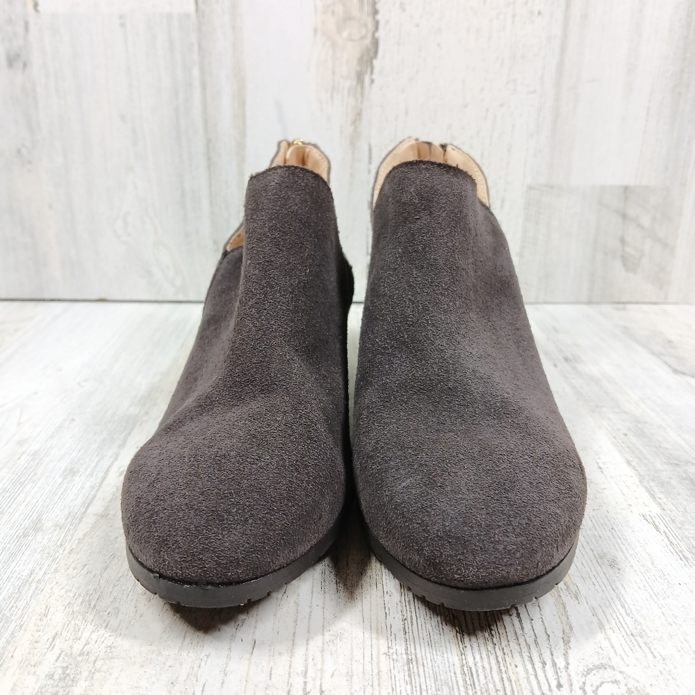 Kenneth Cole Reaction‎ Women's Suede Side Skip Gray Brown Suede Ankle Boots #523 - Picture 4 of 12